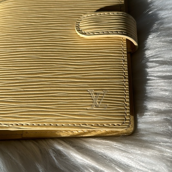 Louis Vuitton PM Agenda Epi Yellow - Picture 8 of 17